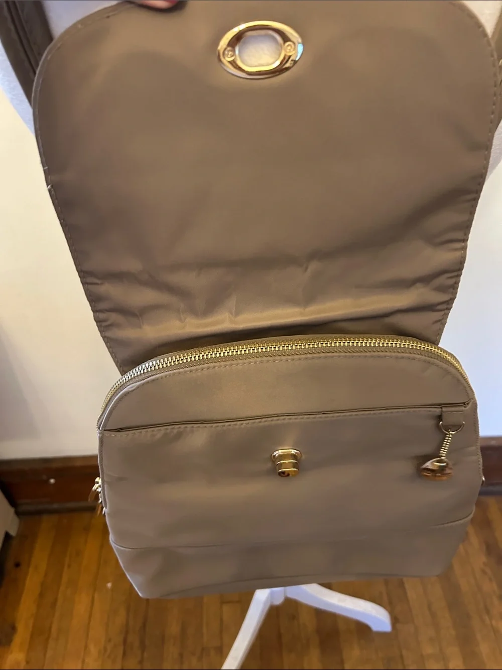 Travelon backpack safety